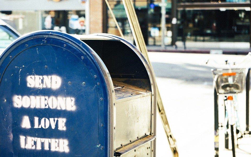 how to make your first sale with emails